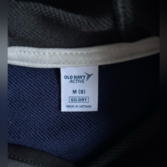 Old Navy n/w tags Boys size 8 hoodie with basketball graphic on sleeve and chest - Picture 5 of 5